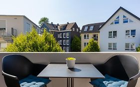 Uniklinik-Nähe Modernes Apartment, mit Balkon